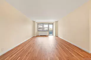 70-25 Yellowstone Blvd, Forest Hills, NY 11375 - Photo 6