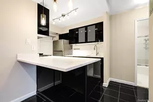 70-25 Yellowstone Blvd, Forest Hills, NY 11375 - Photo 8