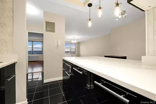 70-25 Yellowstone Blvd, Forest Hills, NY 11375 - Photo 10