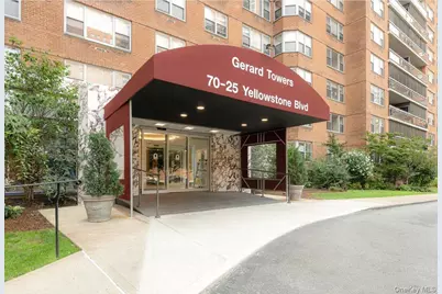 70-25 Yellowstone Boulevard #14O, Forest Hills, NY 11375 - Photo 26