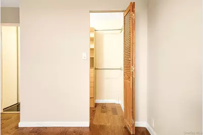 70-25 Yellowstone Boulevard #14O, Forest Hills, NY 11375 - Photo 16