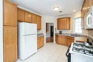 10 Louden Loop, Mount Sinai, NY 11766 - Photo 16