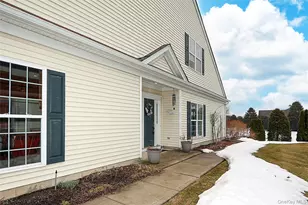 10 Louden Loop, Mount Sinai, NY 11766 - Photo 4