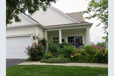 10 Louden Loop, Mount Sinai, NY 11766 - Photo 2