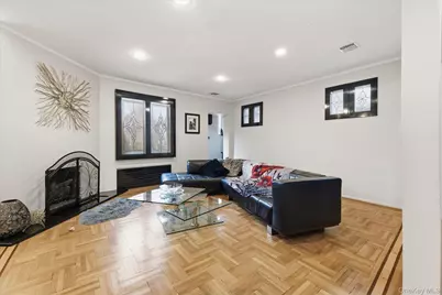 34 Reyam Road, Lynbrook, NY 11563 - Photo 6