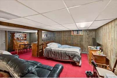 52 Central Avenue, Patchogue, NY 11772 - Photo 16