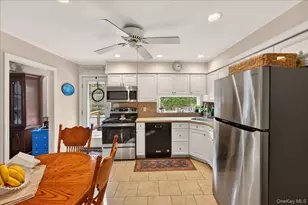 52 Central Ave, Patchogue, NY 11772 - Photo 6