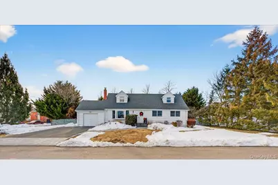 52 Central Avenue, Patchogue, NY 11772 - Photo 2