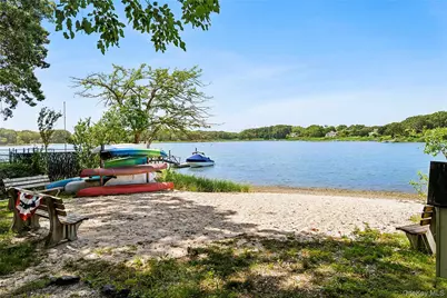 205 Pine Avenue, Southold, NY 11971 - Photo 4