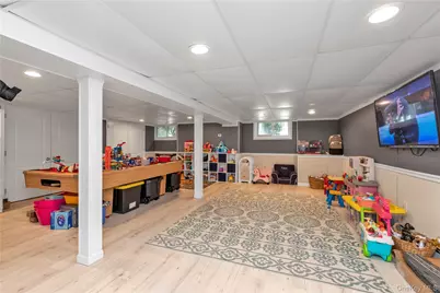 19 Alyssum Avenue, Huntington, NY 11743 - Photo 24