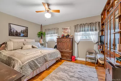 1019 Vincent Avenue, Bronx, NY 10465 - Photo 30