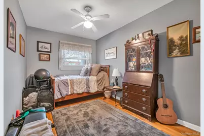 1019 Vincent Avenue, Bronx, NY 10465 - Photo 12