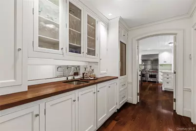 25 Stratford Road, Harrison, NY 10528 - Photo 18