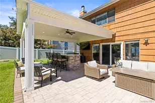 53 Timber Ridge Dr, Commack, NY 11725 - Photo 44