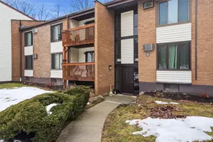 3 Hook Rd, Poughkeepsie, NY 12601 - Photo 2