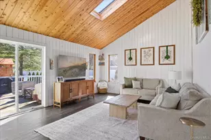 245 Norma Ave, West Islip, NY 11795 - Photo 12