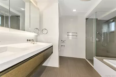 3916 Prince Street #PHA, Flushing, NY 11354 - Photo 12