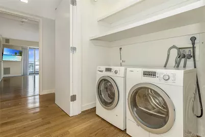 3916 Prince Street #PHA, Flushing, NY 11354 - Photo 18