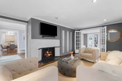 584 Forest Avenue, New Rochelle, NY 10804 - Photo 8