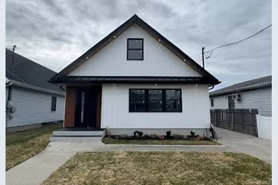 11 Bayview Avenue, Lawrence, NY 11559 - Photo 2