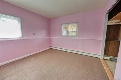 386 Southport Street, Ronkonkoma, NY 11779 - Photo 18