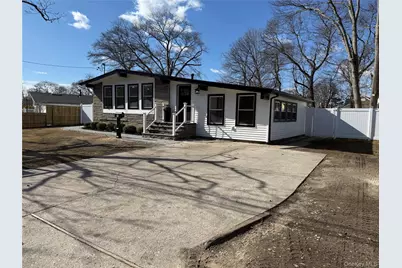 78 Samuel Street, Ronkonkoma, NY 11779 - Photo 1