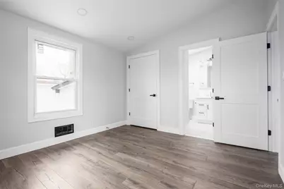 78 Samuel Street, Ronkonkoma, NY 11779 - Photo 10