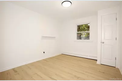 49 E Hall Avenue, New City, NY 10956 - Photo 22