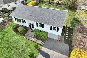 49 E Hall Ave, New City, NY 10956 - Photo 2