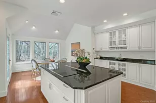 24 North Way, Chappaqua, NY 10514 - Photo 8