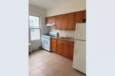 173-32 82nd Avenue, Jamaica, NY 11432 - Photo 4