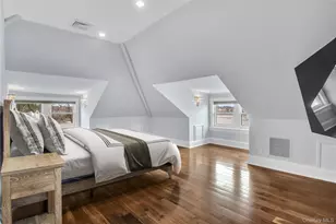 1-02 Shore Rd, Douglaston, NY 11363 - Photo 18