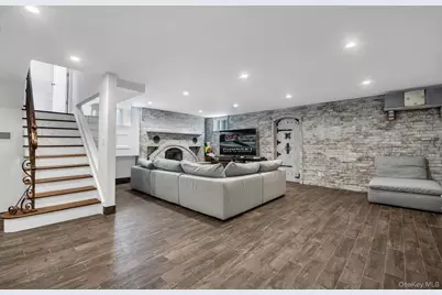 102 Shore Road, Douglaston, NY 11363 - Photo 20