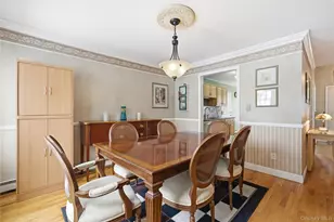 8 Lucy Ct, Patchogue, NY 11772 - Photo 12