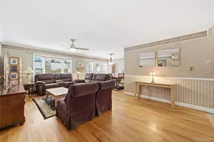 8 Lucy Ct, Patchogue, NY 11772 - Photo 6