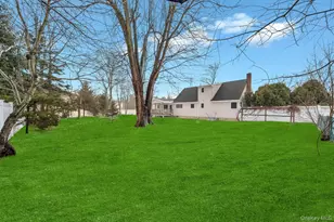 105 Browns Rd, Nesconset, NY 11767 - Photo 10