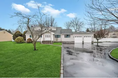 105 Browns Road, Nesconset, NY 11767 - Photo 4