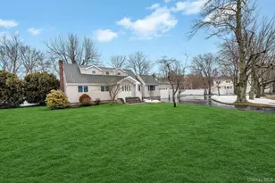 105 Browns Rd, Nesconset, NY 11767 - Photo 6