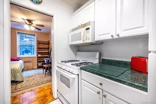 75 W 238th St, Bronx, NY 10463 - Photo 10