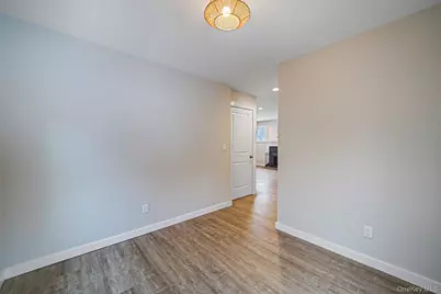 10 Terry Place, Center Moriches, NY 11934 - Photo 20