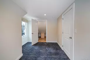 10 Terry Pl, Center Moriches, NY 11934 - Photo 28