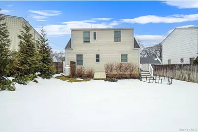 10 Terry Place, Center Moriches, NY 11934 - Photo 8