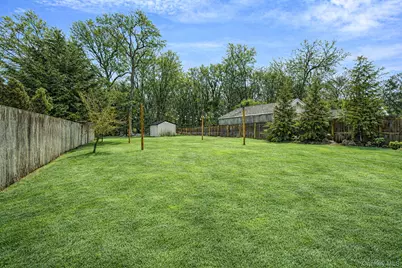 10 Terry Place, Center Moriches, NY 11934 - Photo 4