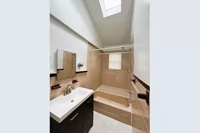 42 Hamilton Road #Left, Merrick, NY 11566 - Photo 14