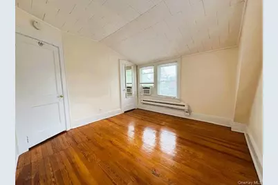 42 Hamilton Road #Left, Merrick, NY 11566 - Photo 20