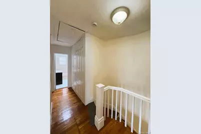 42 Hamilton Road #Left, Merrick, NY 11566 - Photo 18