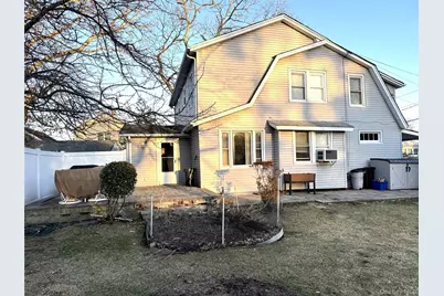 42 Hamilton Road #Left, Merrick, NY 11566 - Photo 6