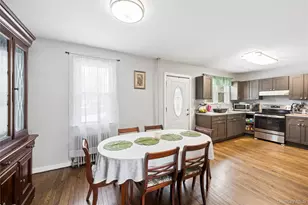 5 Wedgewood Dr, Coram, NY 11727 - Photo 8