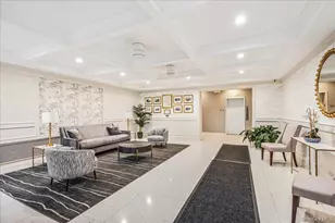 10 Lenox Rd, Rockville Centre, NY 11570 - Photo 2