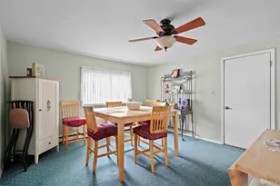 830 N Broome Ave, Lindenhurst, NY 11757 - Photo 24